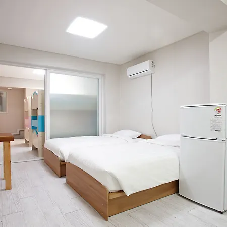 Kstar Stay Residence Hoehyun - Hostel